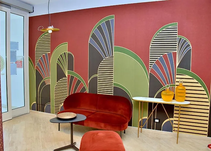 Seaside - Poolside Getaway *