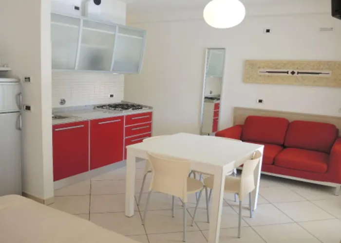 Seaside - Poolside Getaway