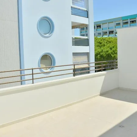 Seaside - Poolside Getaway Appartement Bibione