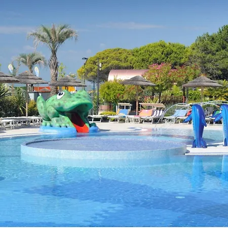 Daire Seaside - Poolside Getaway Bibione