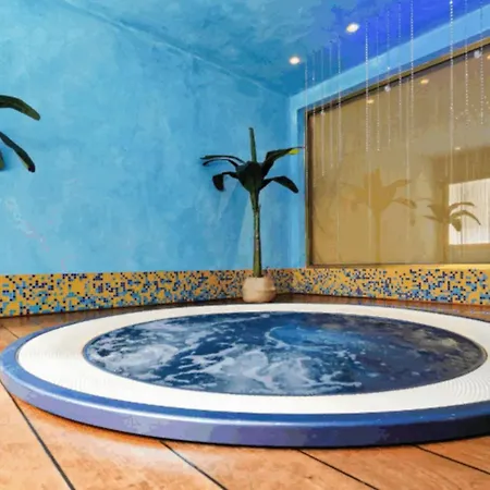 Seaside - Poolside Getaway